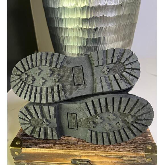 Rock and Candy by Zigi Shearling Boots in Black - Picture 8 of 10